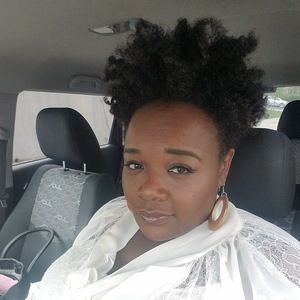 Meet your Posher, Brandi